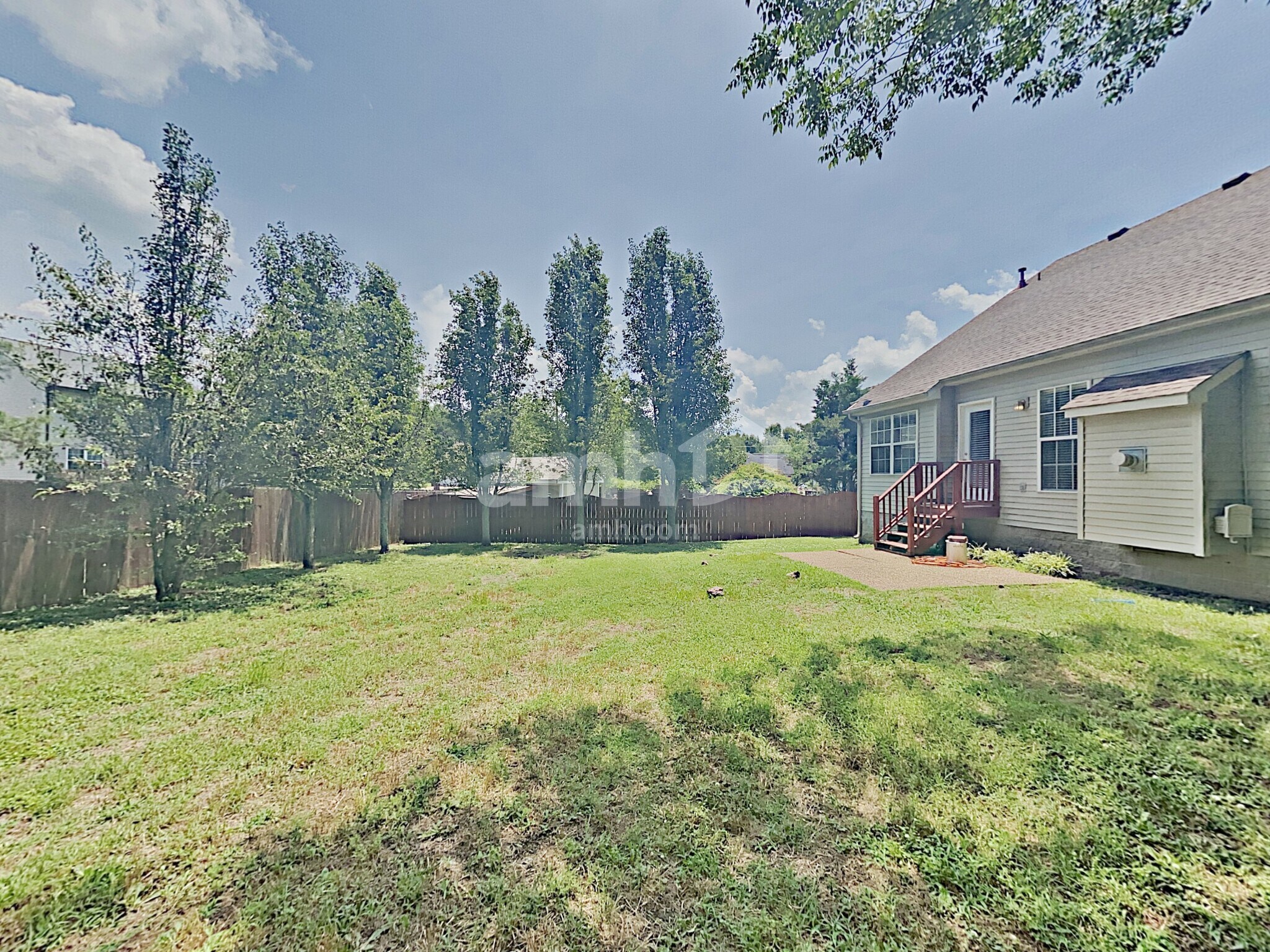 Building Photo - 1523 Cardinal Ln