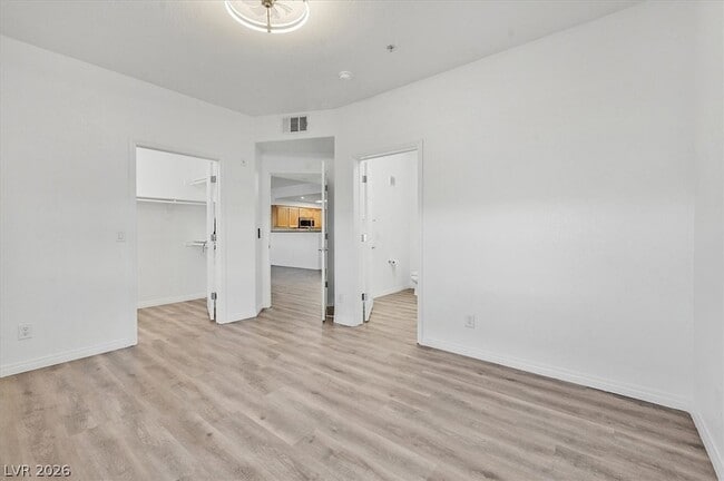 Building Photo - 8777 W Maule Ave