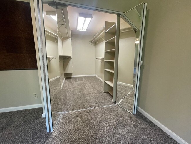 Building Photo - Southwood Home