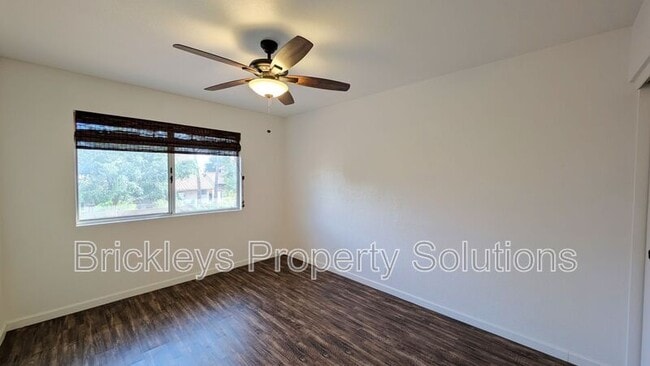 Building Photo - 2363 W Hemlock Ct