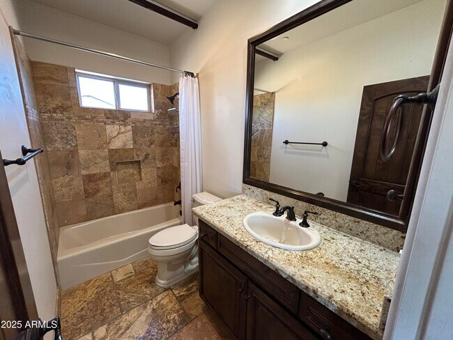 Building Photo - 5415 E Hallihan Dr