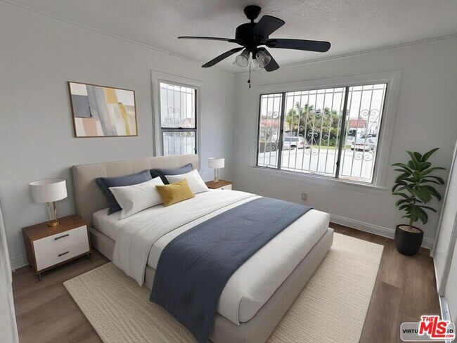 Building Photo - 540 W 107th St