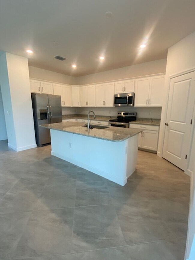 Building Photo - 11211 Timber Creek Dr