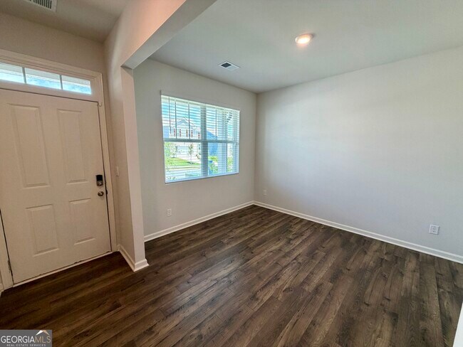 Building Photo - 8233 Bluewater Dr