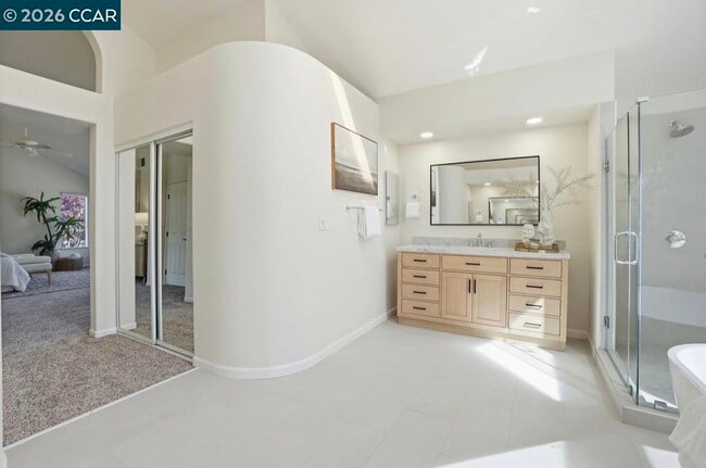 Building Photo - 1038 McCauley Rd