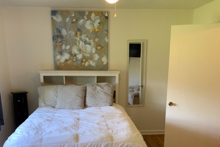 Bedroom - 5102 Bell St