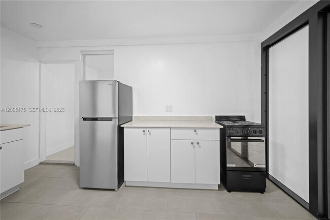 Building Photo - 1545 NW 130th St