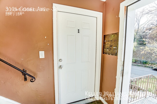 Building Photo - 3104 Gobel Ave