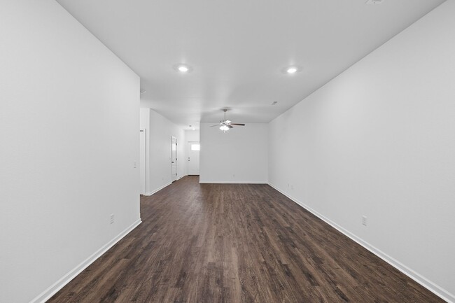 Building Photo - New Townhome For Only $1,399!