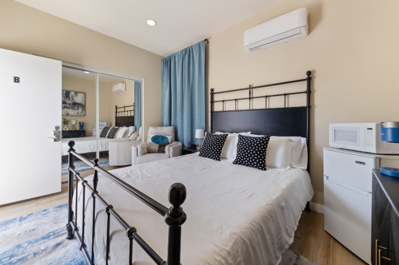 Building Photo - 2521 W California St