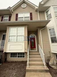 Building Photo - 9 Clearbrook Ln