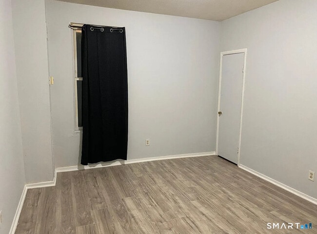 Building Photo - 46 Seyms St