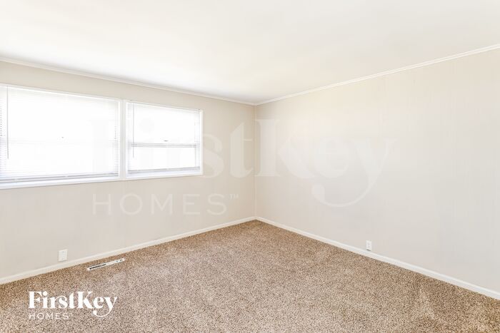 Building Photo - 1103 Cowden Dr