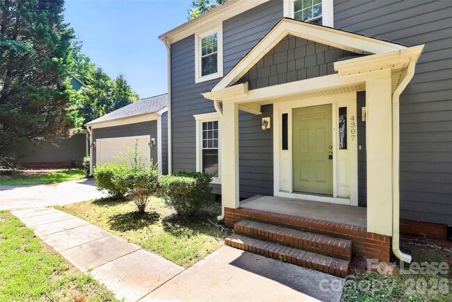 Building Photo - 4307 Saxonbury Way