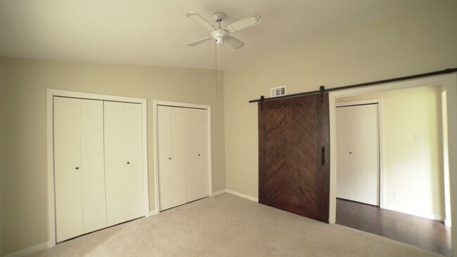 Building Photo - 1601 Faro Dr