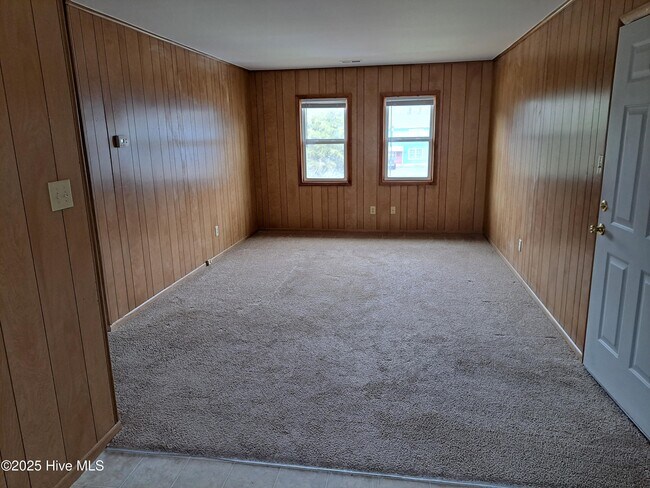 Building Photo - 3813 Symi Cir