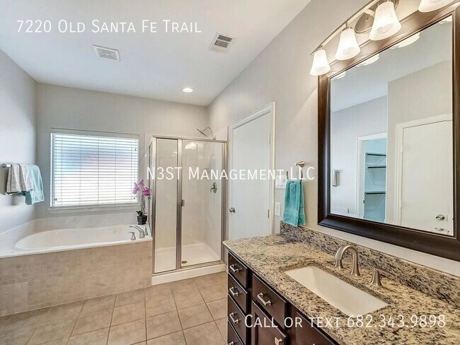 Building Photo - 7220 Old Santa Fe Trail