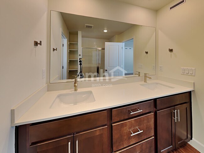 Building Photo - 6098 W Copper Hawk Dr