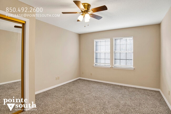 Building Photo - 200 Parma Dr