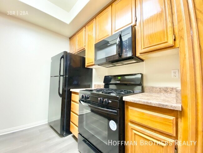 Building Photo - 3625 Jasmine Ave