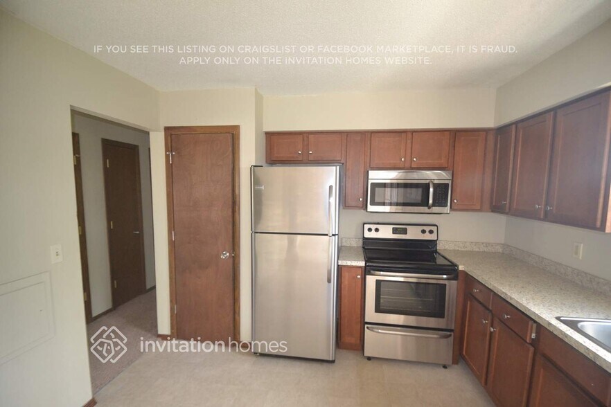 Building Photo - 8617 50th Ave N