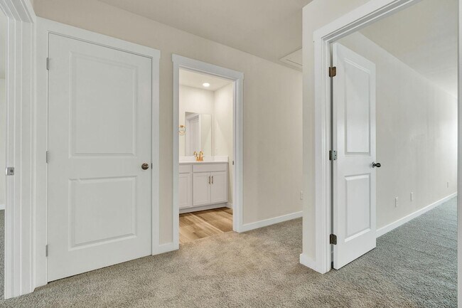 Building Photo - 8501 Mulberry Wy
