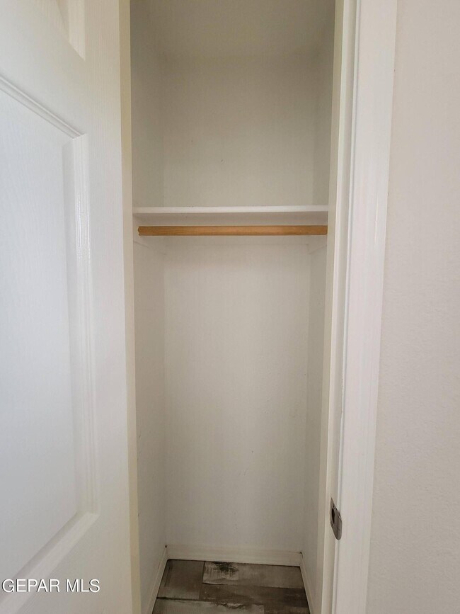 Building Photo - 14044 Peter Noyes Dr