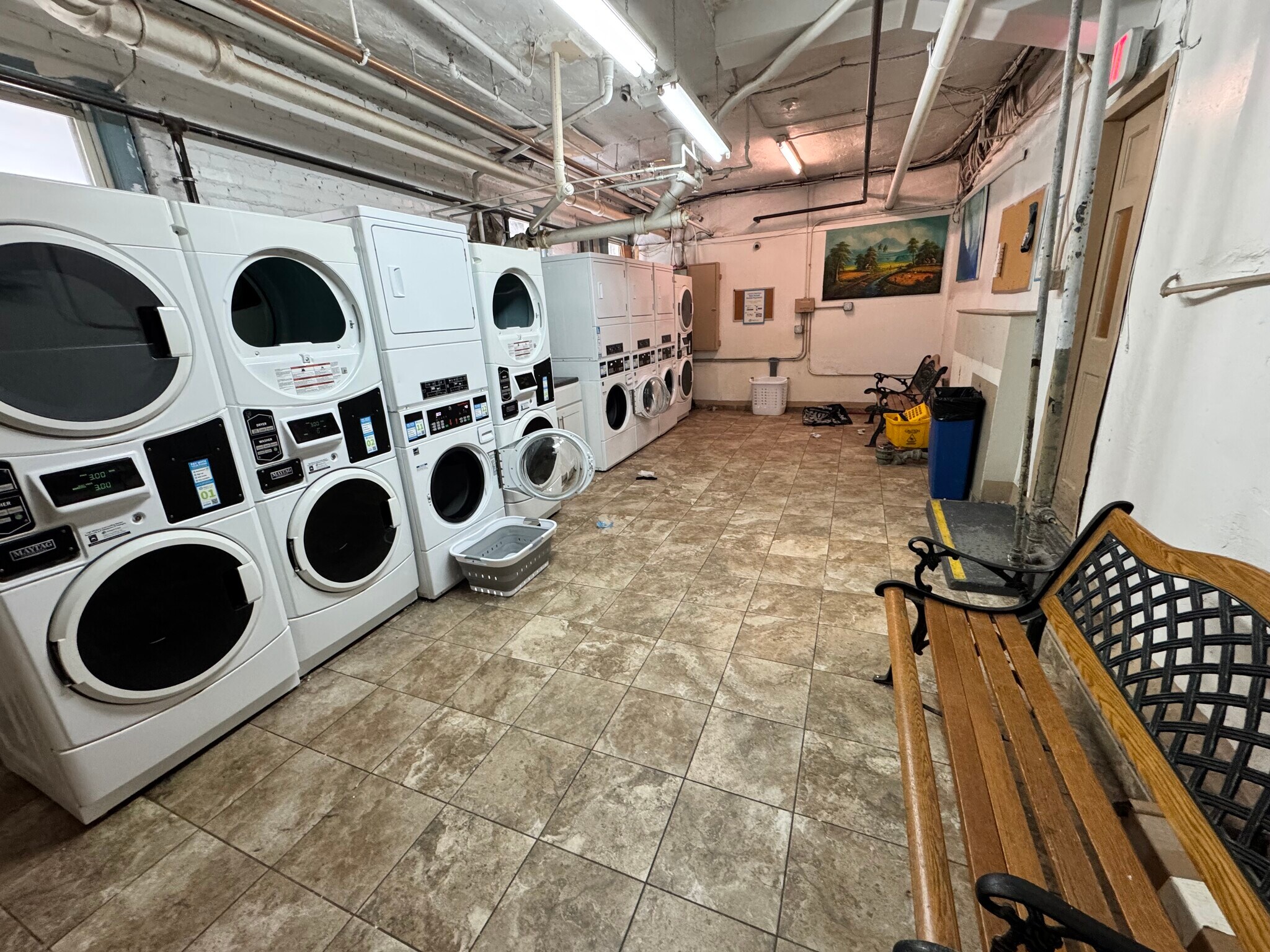 Building Photo - 136 Washington St