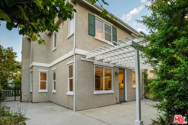 Building Photo - 24130 Tango Dr