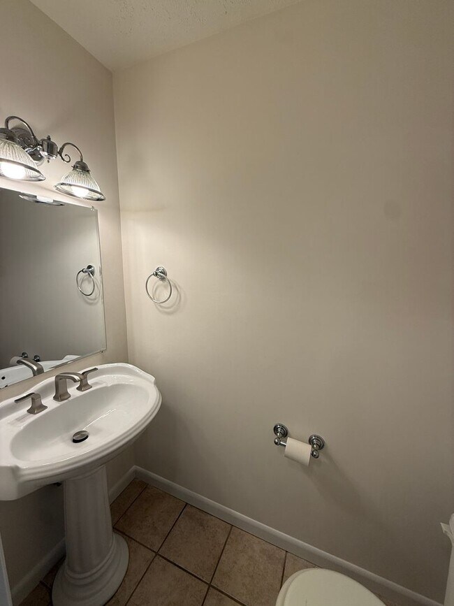 Building Photo - 1347 Rigbie Hall Ct