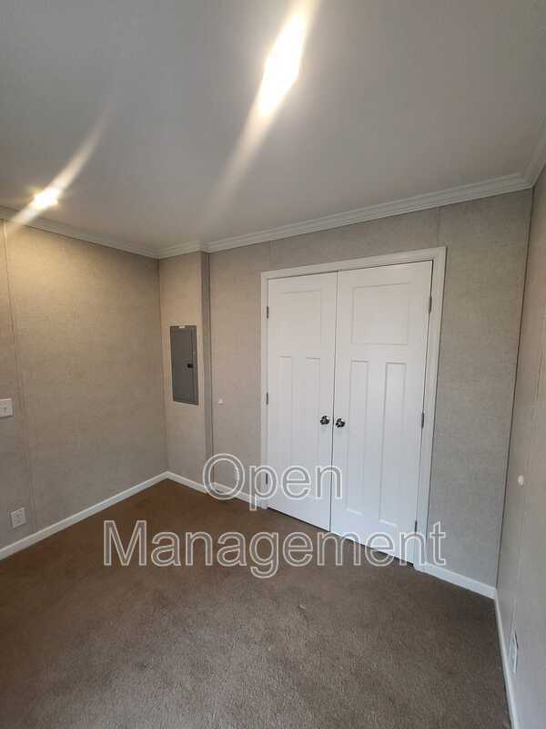 Building Photo - 3416 Kramers Ln