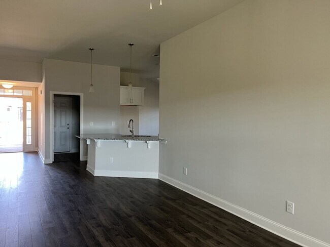 Building Photo - MADISON City Schools! MOVE IN READY NEW 4BR