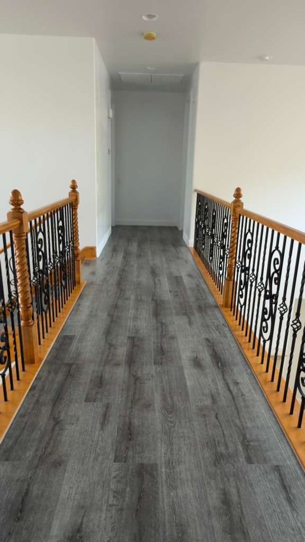 Building Photo - A Perfect Blend of Luxury, Comfort & Style