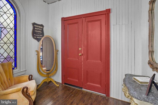 Building Photo - 230 Washington St