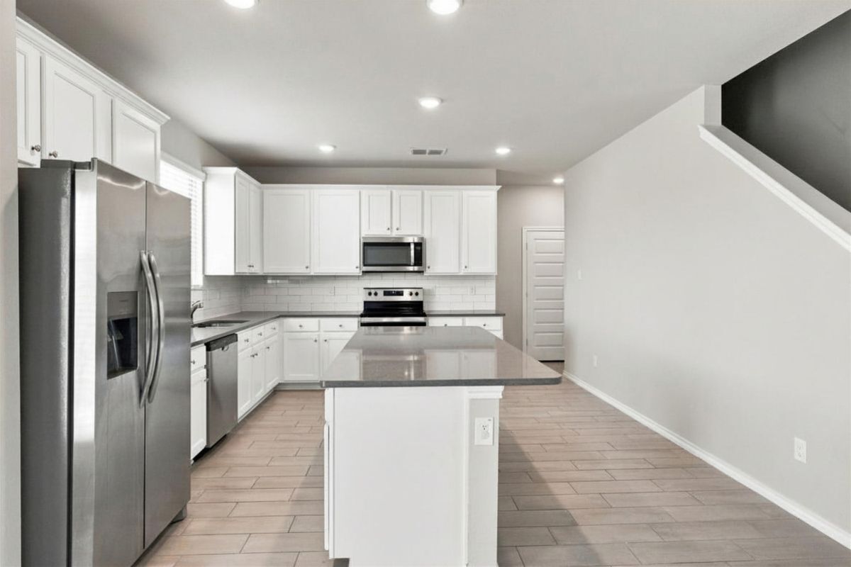 Building Photo - 944 Ravenwood Ln