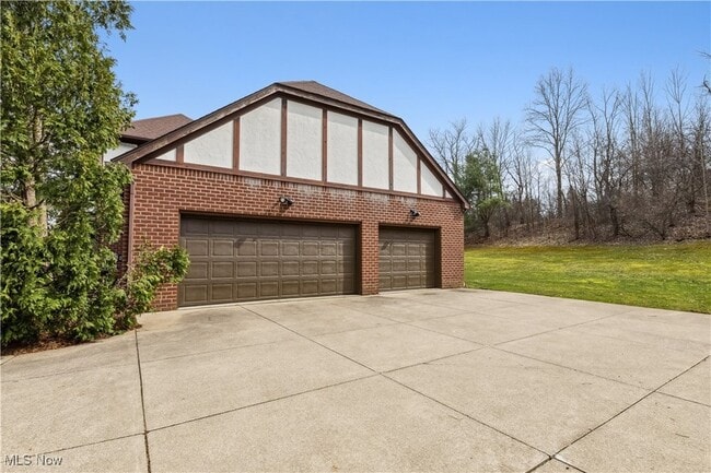 Building Photo - 4700 Barnsleigh Dr