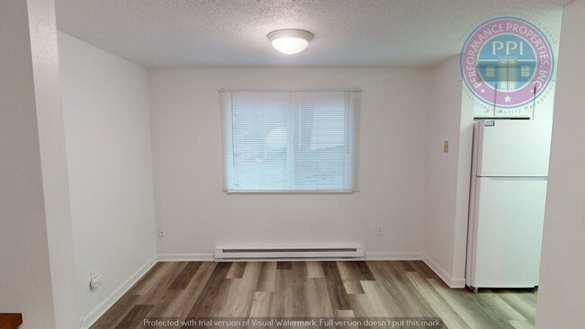 Building Photo - SPRING MOVE IN SPECIAL - 1/2 OFF FIRST MON...