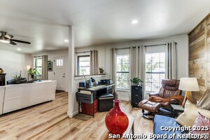 Building Photo - 103 Amber Dr