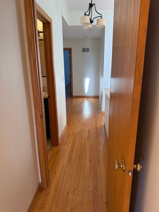 Building Photo - 8316 High Point Cir