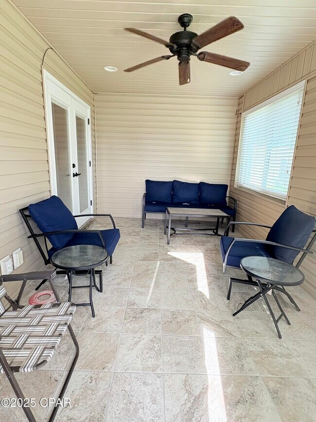 Building Photo - 4523 Bylsma Cir
