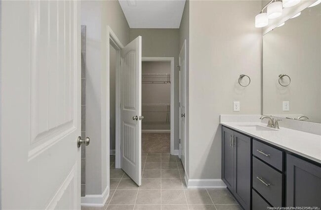 Building Photo - 308 Tulip Oak Dr