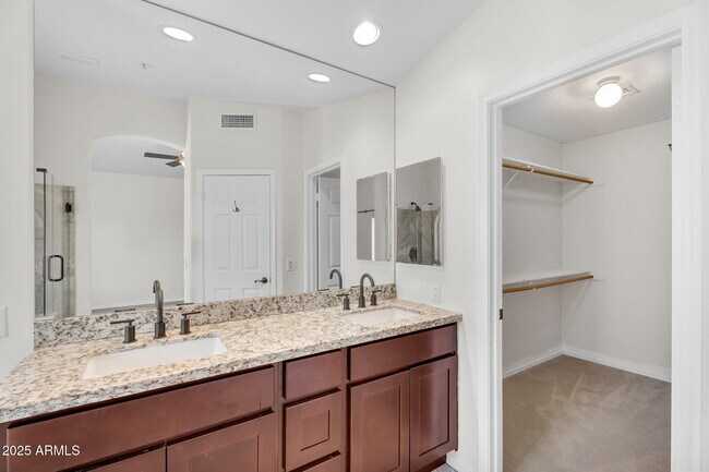 Building Photo - 14566 N 100th Pl