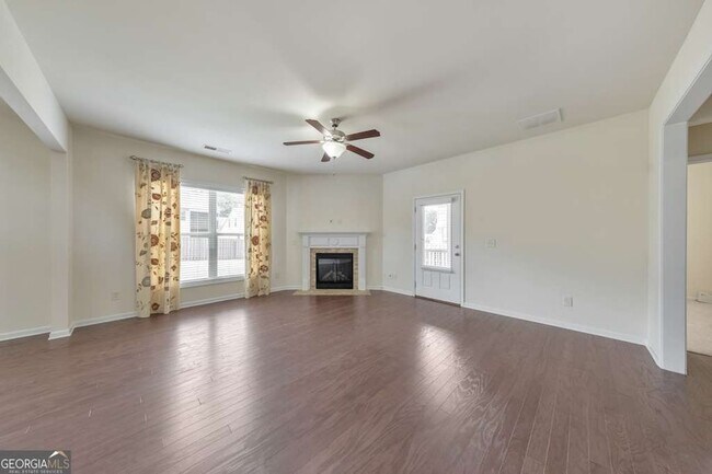 Building Photo - 4990 Brierstone Dr