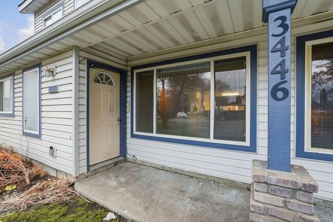 Building Photo - 3446 W Lilac Ct