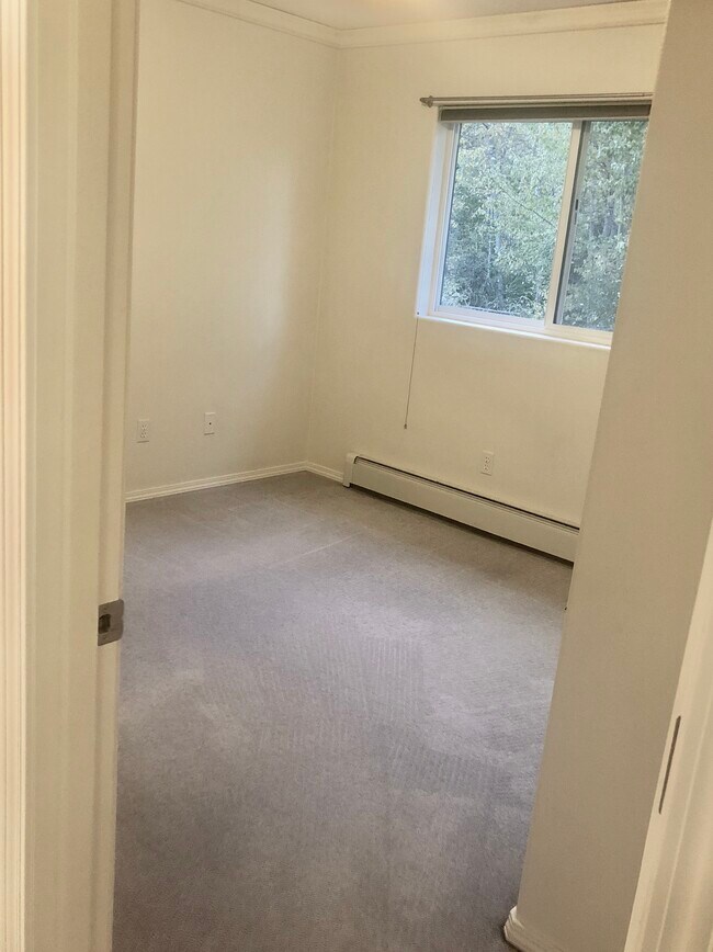Building Photo - 1639 Mountainman Loop