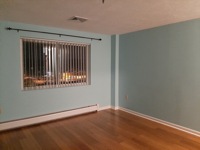 Master Bedroom - 230 Willard St