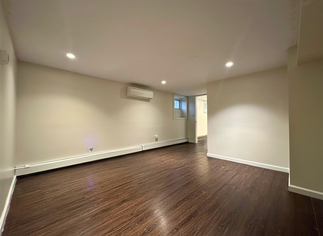 Building Photo - 75 Overlook Pl