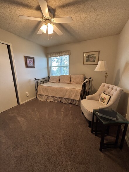 Bedroom - 3425 Birnamwood Dr