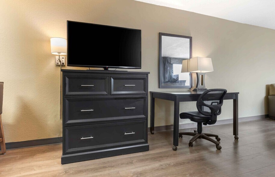Building Photo - Furnished Studio-Austin - Northwest - Lake...