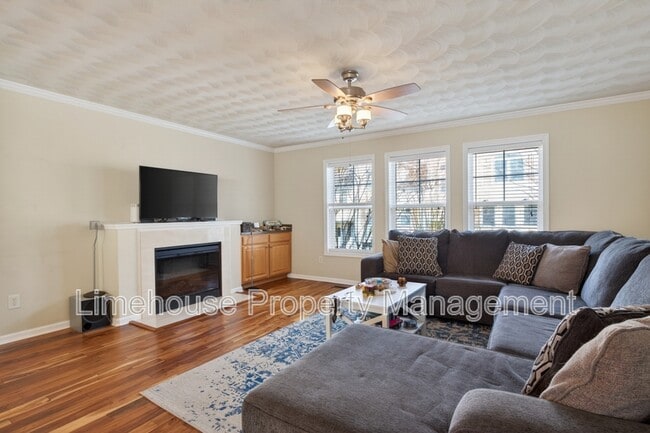 Building Photo - 5504 Taylors Walke Ln